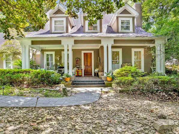 303 Cameron Ct, Daphne, AL 36526
