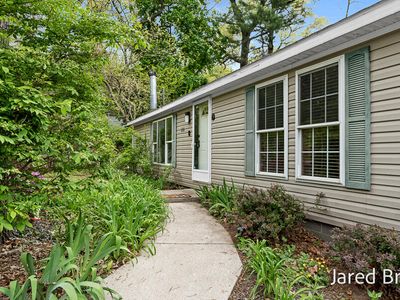 1436 Auble Rd, Muskegon, MI, 49445
