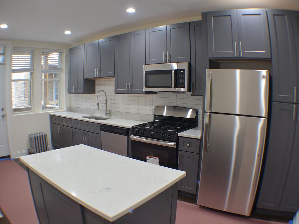 1st image of 2508 W Shakespeare Ave #2