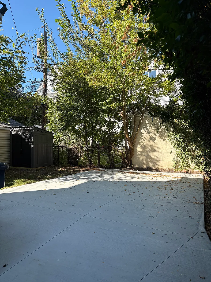 Building Photo - 15 Woodette Pl #1
