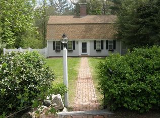 36 High St, Hingham, MA 02043