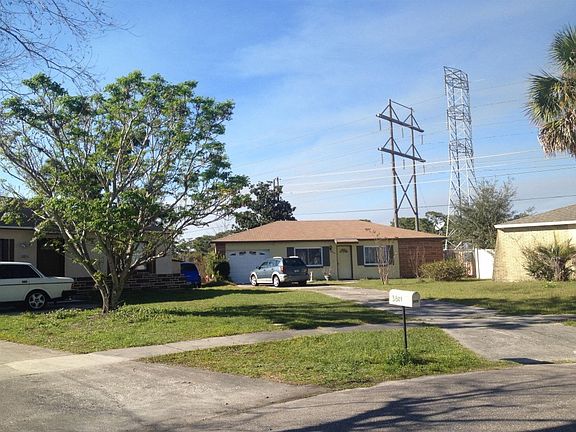 3rd image of 3809 Janie Ct