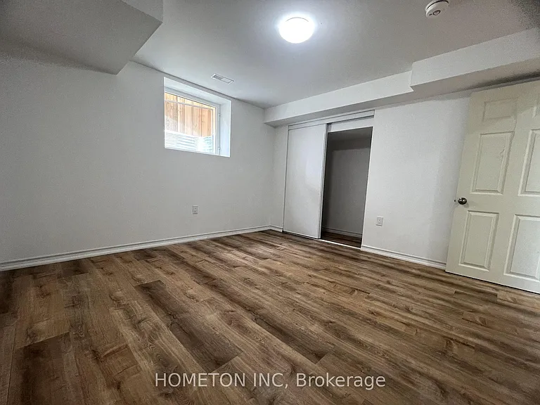 4 Pridham Pl #BASEMENT — Photo 9