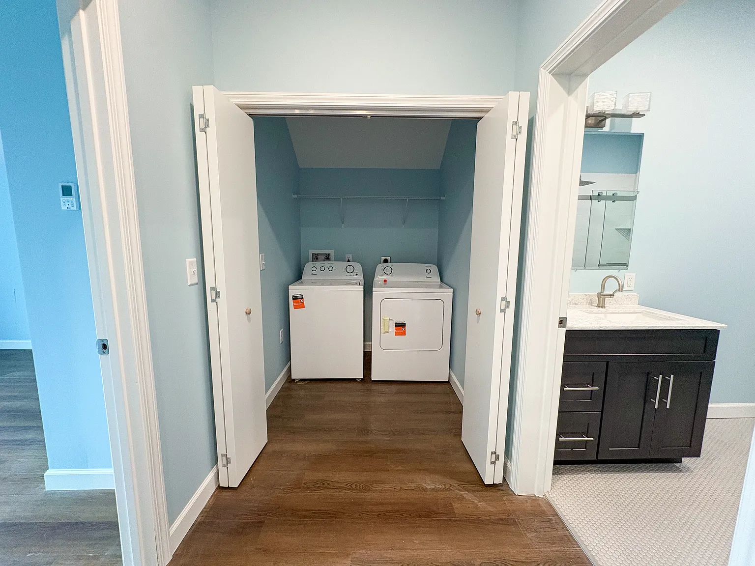 1 bed, 750 sqft, $1,700 — Photo 2