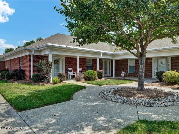 7715 Stovall Pl, Louisville, KY 40228
