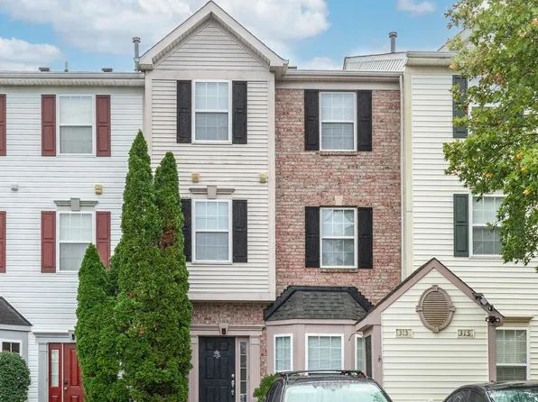 313 Three Sirens Ct, Odenton, MD 21113