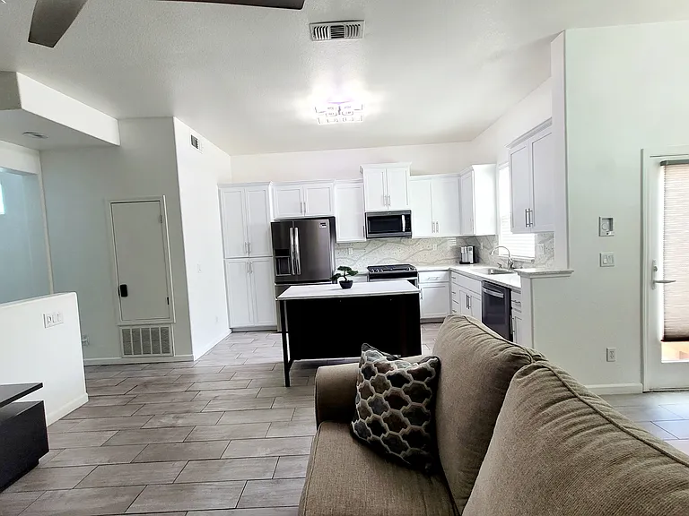 3143 Minturn Way — Photo 23