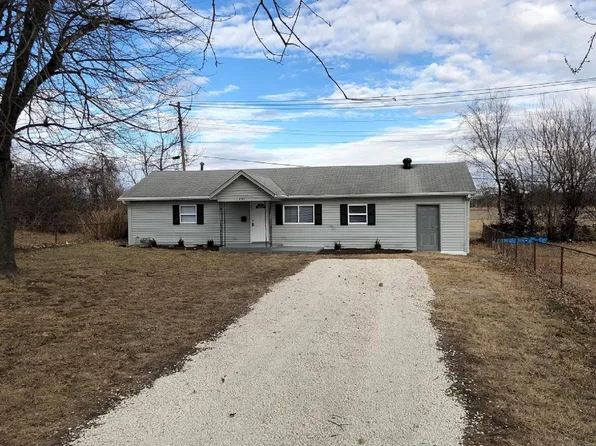 231 Nadine St, Cahokia, IL 62206
