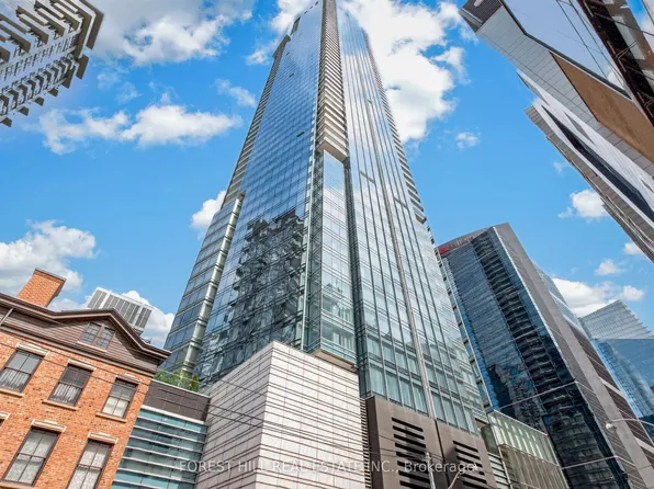 180 University Ave #2305, Toronto, ON M5H 0A2