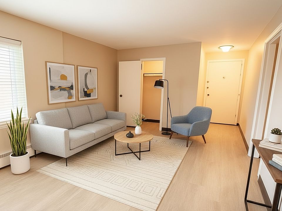 1st image of 2040 Saunders Ave APT 304