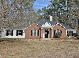 125 Rockland Trl, Sharpsburg, GA 30277
