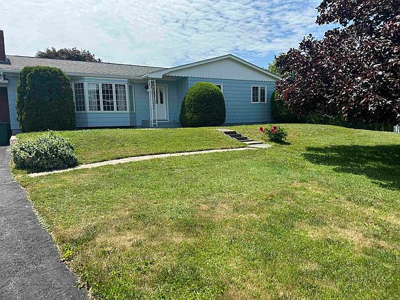 2nd image of 46 Long Cove Rd