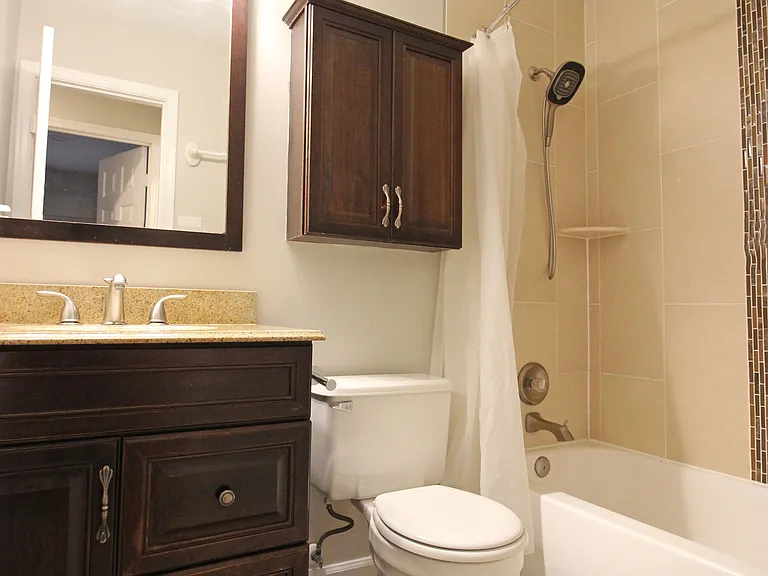 4427 Holly Ave — Photo 18