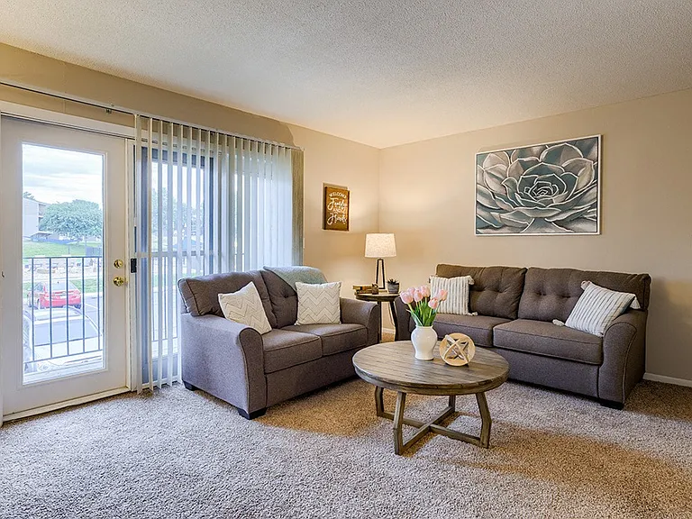 One Bedroom A (Traditional) - 1 Bed / 1 Bath - 720 Sq.Ft.