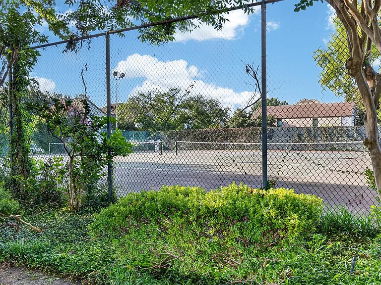 10053 Westpark Dr #297 — Photo 31