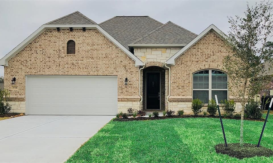 1st image of 5730 Lakeside Villas Ct