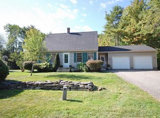 49 Crossing Brook Rd, Cumberland, ME 04021