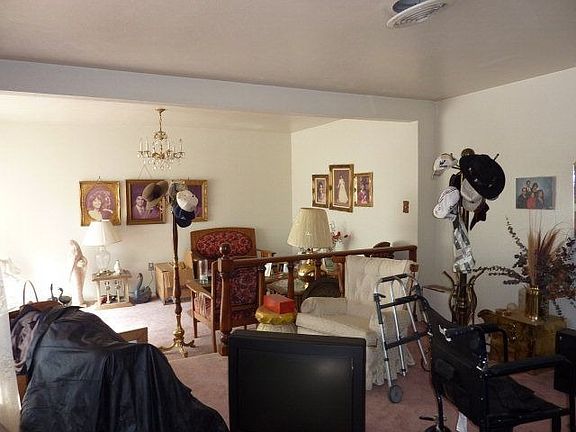2nd image of 4620 Bowie Dr
