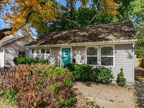 3rd image of 3830 Brentwood Ct