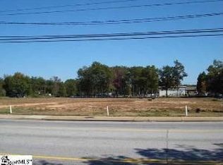 210 NE Main St, Simpsonville, SC 29681