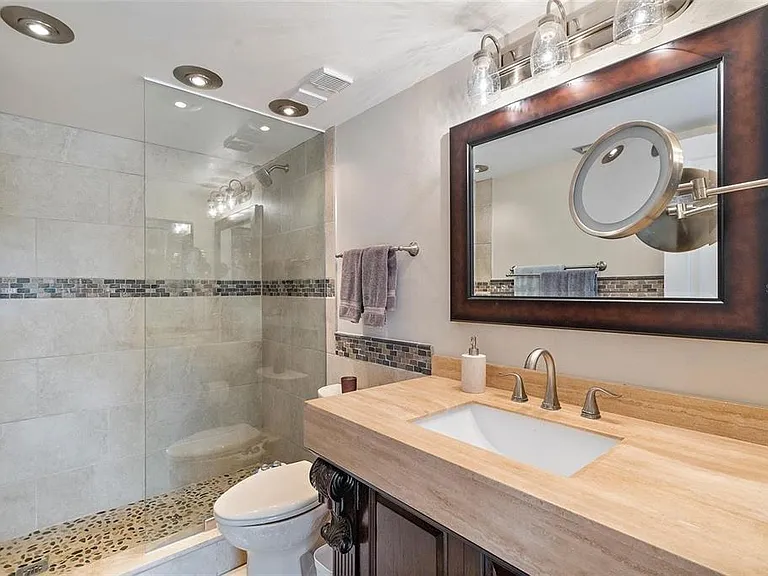 6277 Bahia Del Mar Blvd #110 — Photo 21