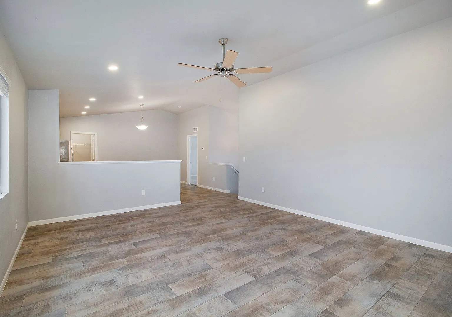 Move-In Special: Get October FREE! Move in by September 30th to receive FREE rent for October. Ta... — Photo 4