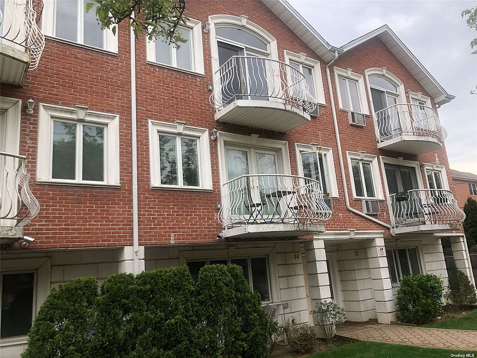 1st image of 21214 42nd Ave