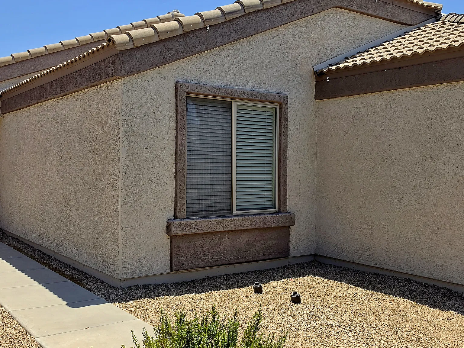 4 bed, 1642 sqft, $2,100 — Photo 4