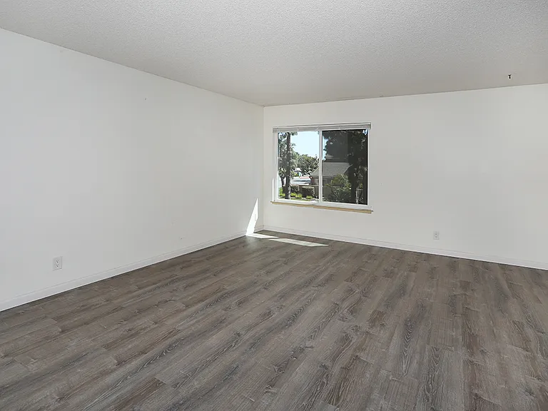 7912 Rainbow Cir #1 — Photo 27