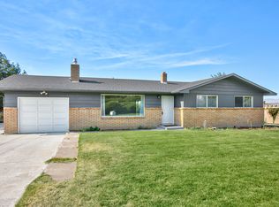 916 Adamsview Rd, Yakima, WA 98901