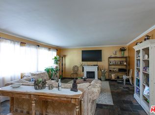 5354 Lindley Ave APT 207, Encino, CA 91316