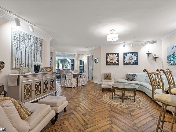 3rd image of 2825 Palm Beach Blvd APT 213