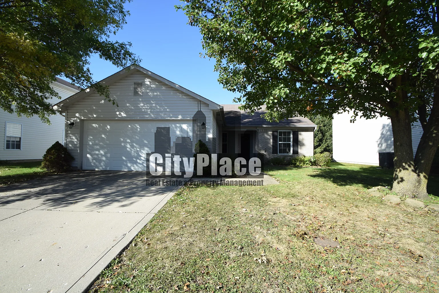 9774 Thomas Ln photo 1