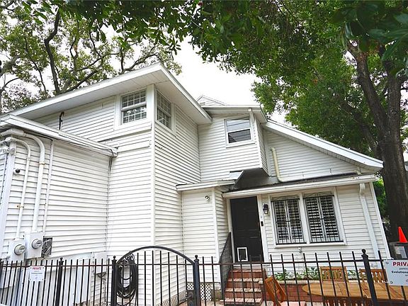 5th image of 1203 W Swann Ave