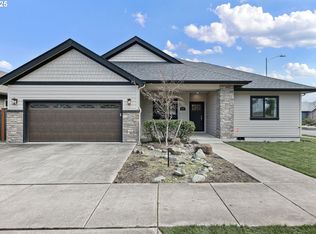 1036 Lupine St, Anytown, OR 97477