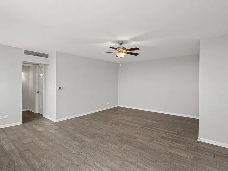 6150 N Kenmore Ave #15 — Photo 9