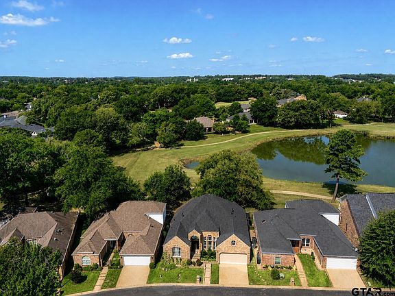 4th image of 7149 Holly Square Ct