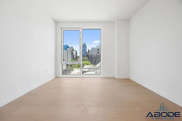 Living room, photo 2