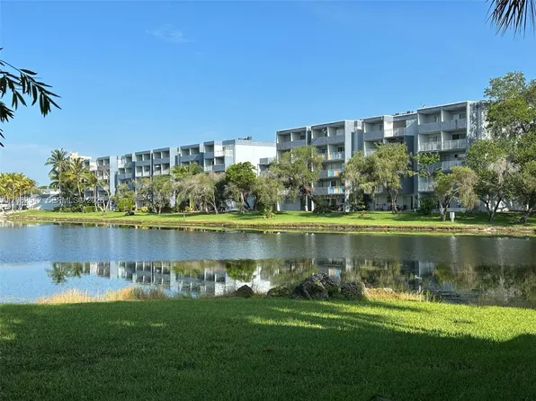 9359 Fontainebleau Blvd APT F417, Miami, FL 33172