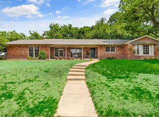 3509 Autumn Dr, Fort Worth, TX 76109