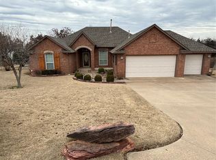 12074 Berry Rdg, Guthrie, OK 73044