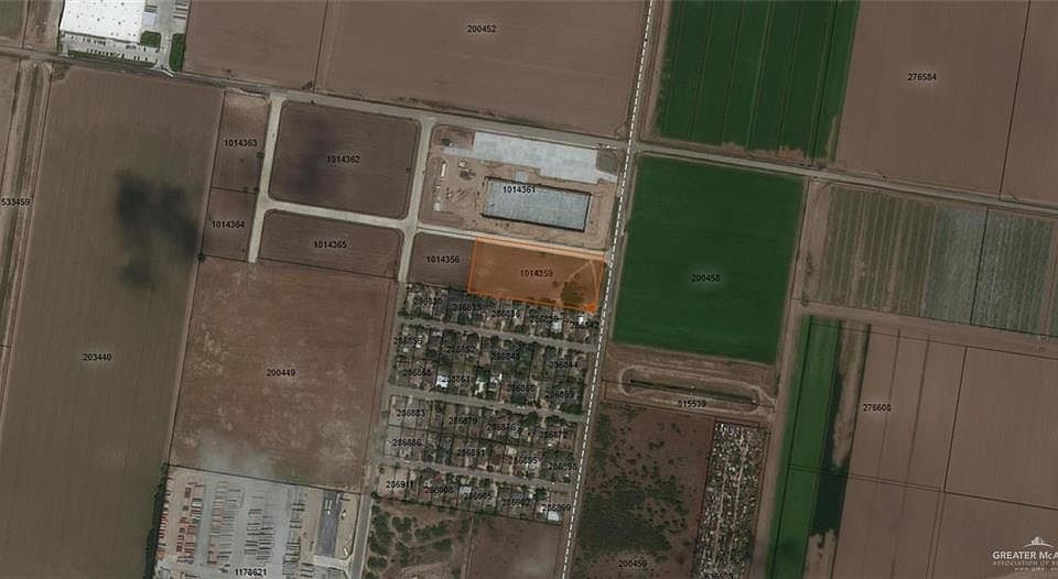 2nd image of 1450 E Zaragosa Dr