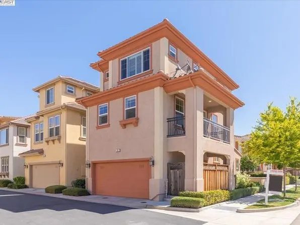 486 Selby Ln, Livermore, CA 94551