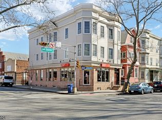 198 Van Buren St, Newark, NJ 07105