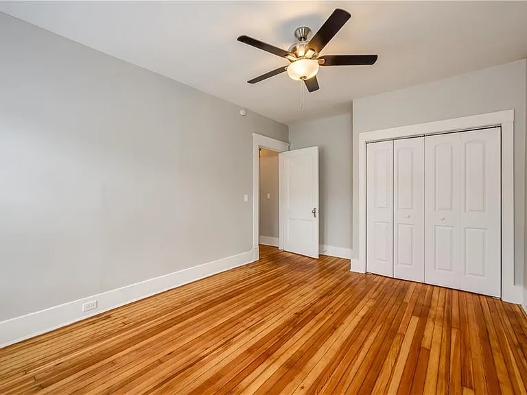 600 Parkway Dr NE #10 — Photo 8