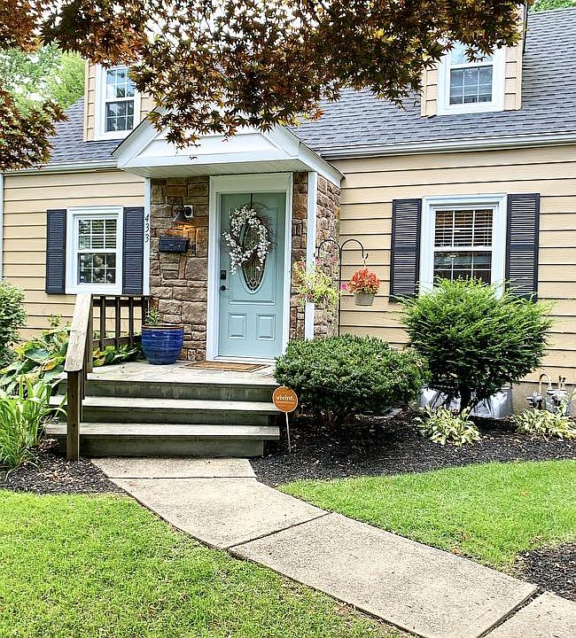 1st image of 433 Jefferson Ave