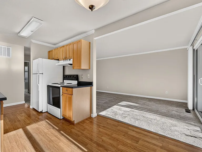 1574 Sunnyvale Ave #33 — Photo 9