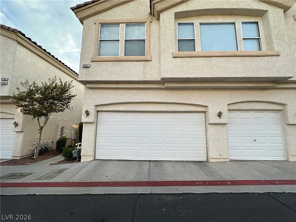 2562 Land Rush Dr