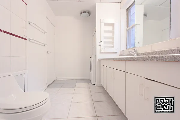 Rented by OGI Management | media 34