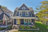 W Madison St-S2708-001.jpg